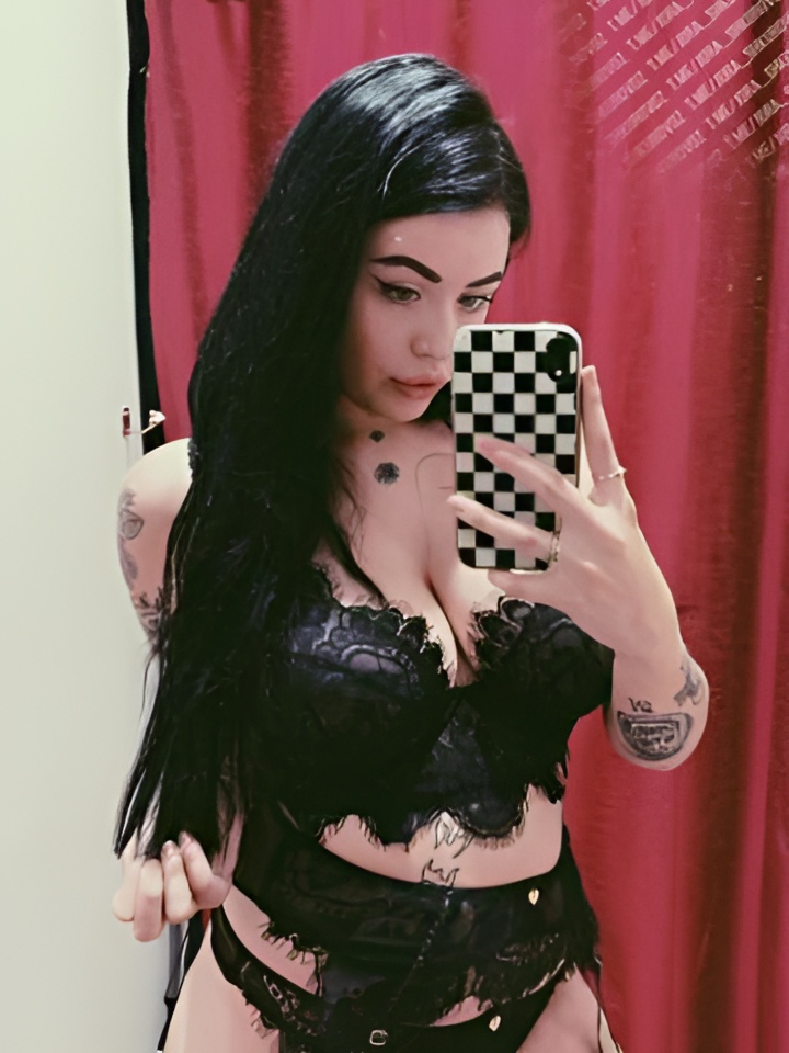 Альбина привлекальеная девушка из Сенгилей цена от 2500 руб