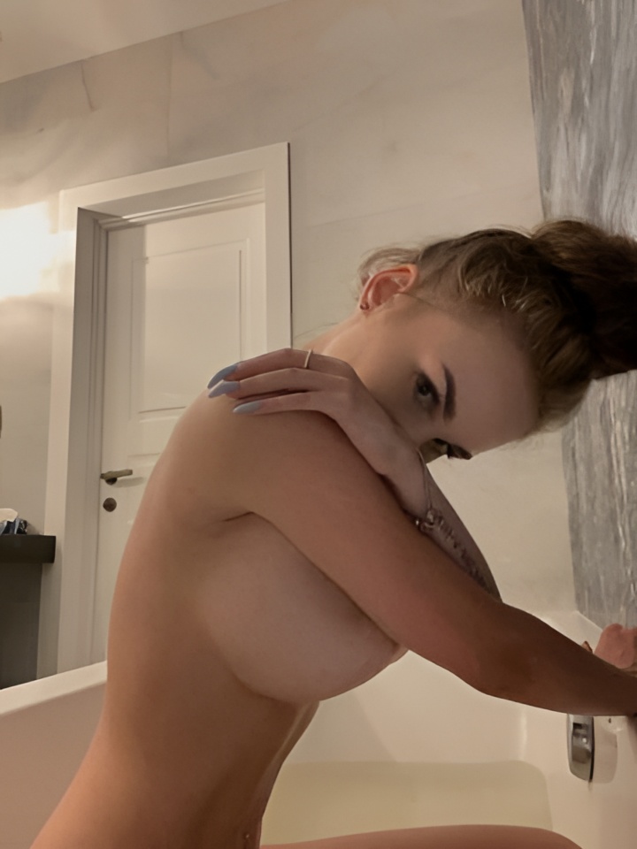 Индивидуалка Алена, доступна для личного знакомства от 3000 руб