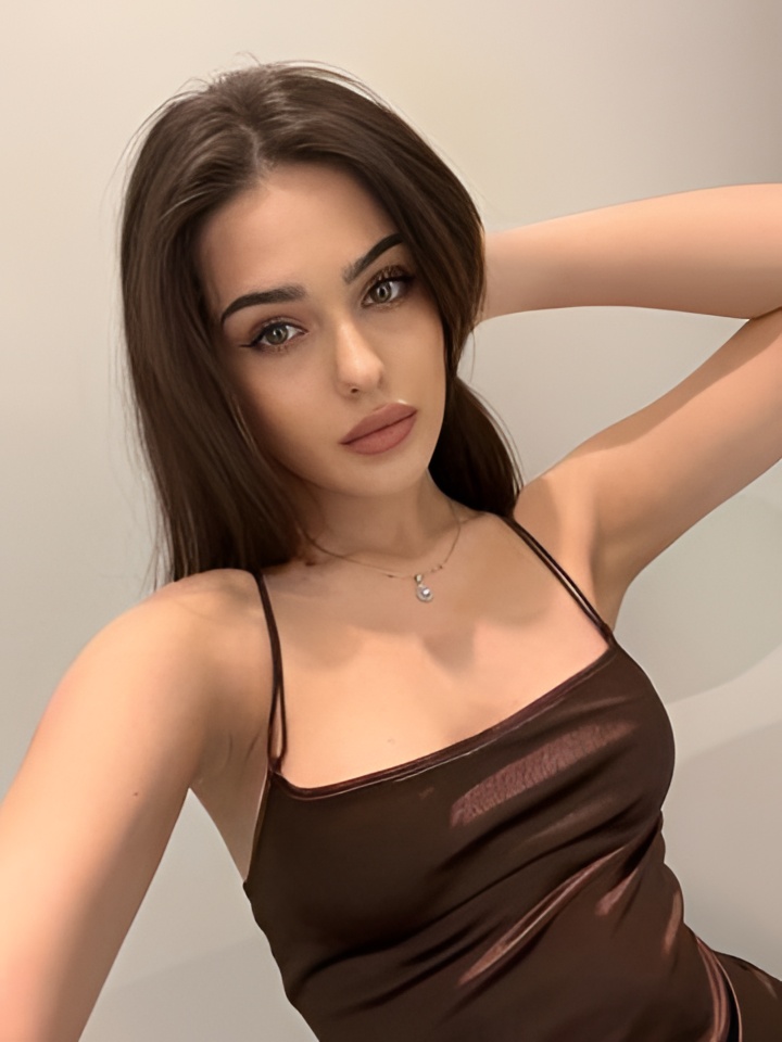 Индивидуалка Слава, доступна для личного знакомства от 1500 руб