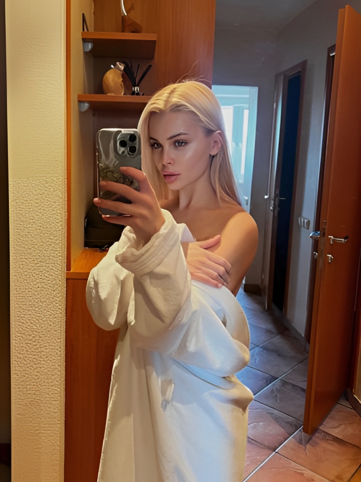 Тая привлекальеная девушка из Сенгилей цена от 10000 руб