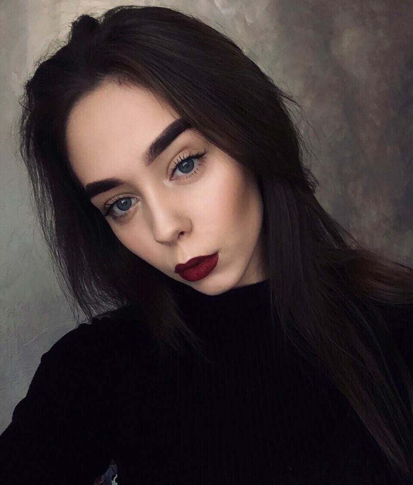 Алисия привлекальеная девушка из Сенгилей цена от 3500 руб