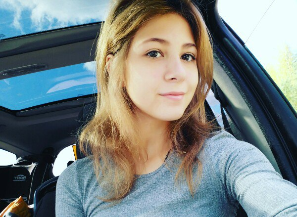 Надежда привлекальеная девушка из Сенгилей цена от 3500 руб