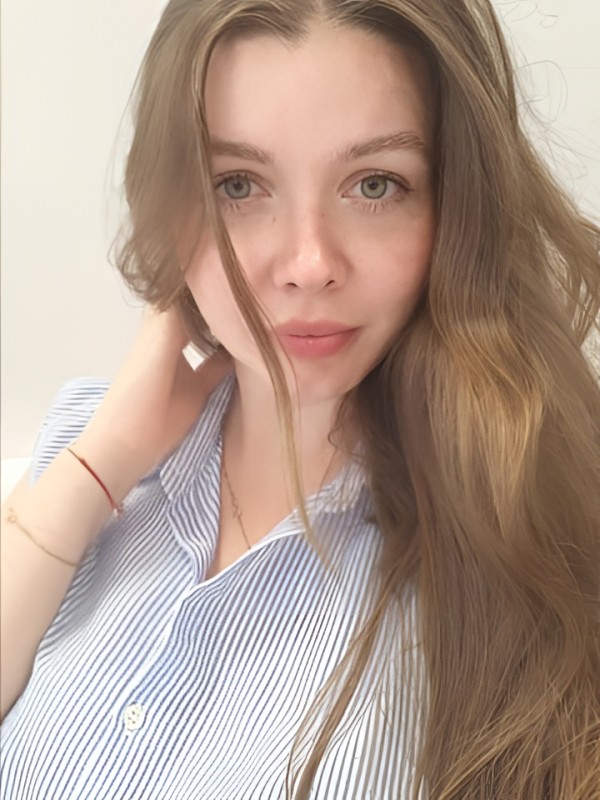 Линда привлекательная девушка из Сенгилей цена от 10000 руб