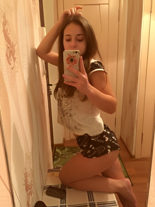 Виргиния привлекательная девушка из Сенгилей цена от 4000 руб