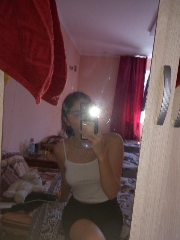 Рада привлекательная девушка из Сенгилей цена от 3000 руб