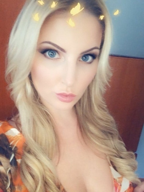 Алисия привлекательная девушка из Сенгилей цена от 3000 руб